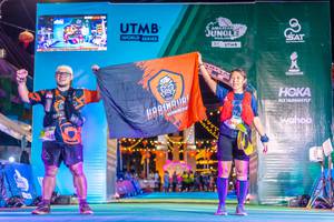 BIB: 
                            <button type="button" onclick="openModal(21813513)" class="btn btn-primary btn-sm float-right btn-popup" data-toggle="modal" data-target=".modal-high-quality">
                        <i class="fas fa-shopping-cart"></i> Add to Cart
                    </button>
                                            <button type="button" onclick="isThisMe(21813513, true)" class="btn btn-success btn-sm float-right btn-popup btn-isme hidden" data-toggle="tooltip" data-placement="bottom" title="นี่คือรูปของคุณใช่ไหม คลิกที่นี่เพื่อเอาเข้าอัลบั้ม">
                        <i class="fas fa-plus"></i> Add to album
                    </button>
                    <button type="button" onclick="isThisMe(21813513, false)" class="btn btn-warning btn-sm float-right btn-popup btn-isnotme hidden">
                        <i class="fas fa-ban"></i> Remove from album
                    </button>